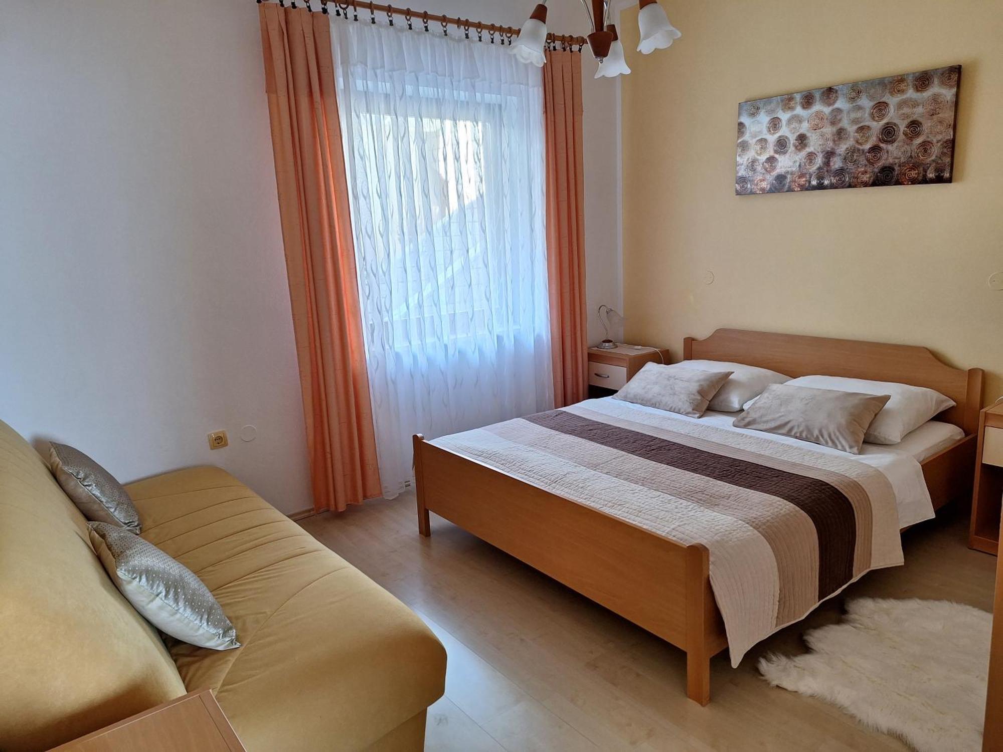 Villa Suzy-Apartments Suzana Ловран Екстериор снимка